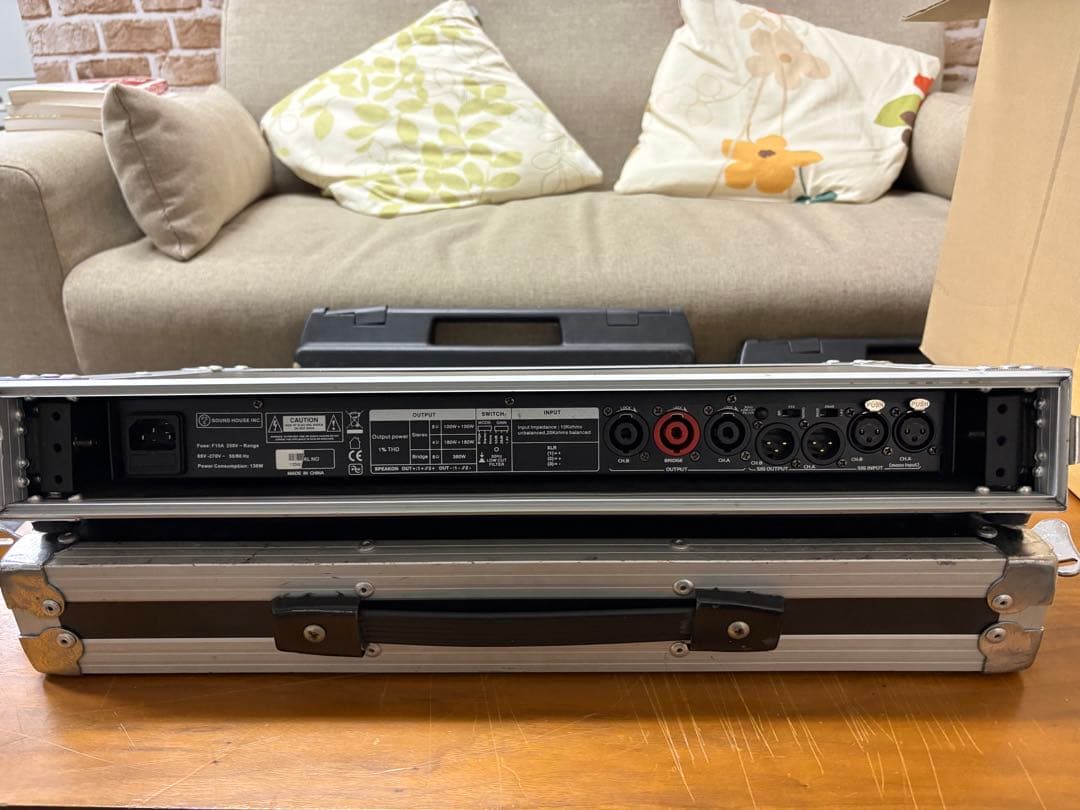 DCP400 パワーアンプ 2チャンネル ハードケース付