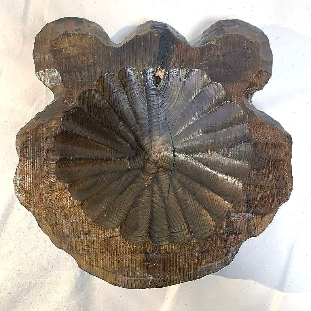 木彫り 熊 縦横約27cm 補修跡あり