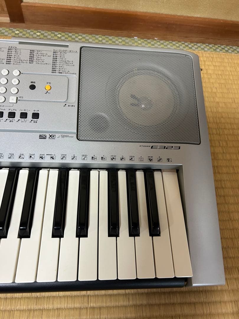 【美品】ヤマハ PSR-E323 電子キーボード