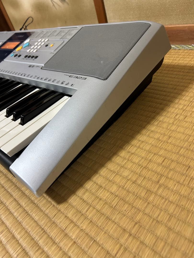 【美品】ヤマハ PSR-E323 電子キーボード