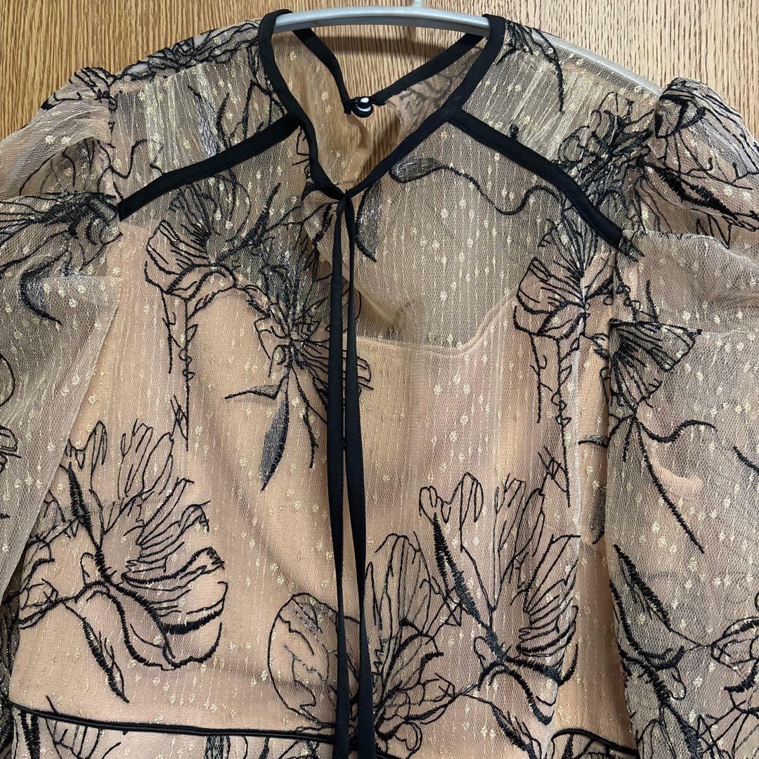 LEJA 花柄刺繍フロントバックリボンパフスリーブマーメイドフレアドレス　S