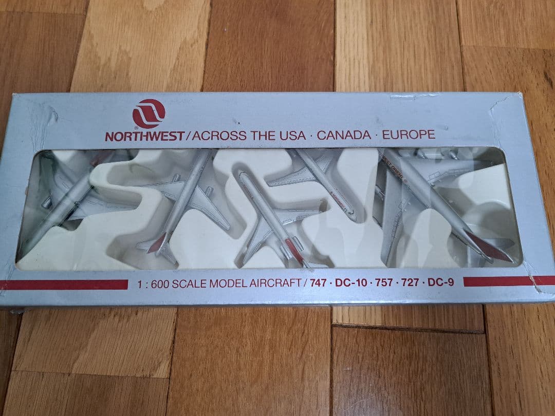 ★飛行機模型★JAL・PAN AN・NORTH WEST　トミカ