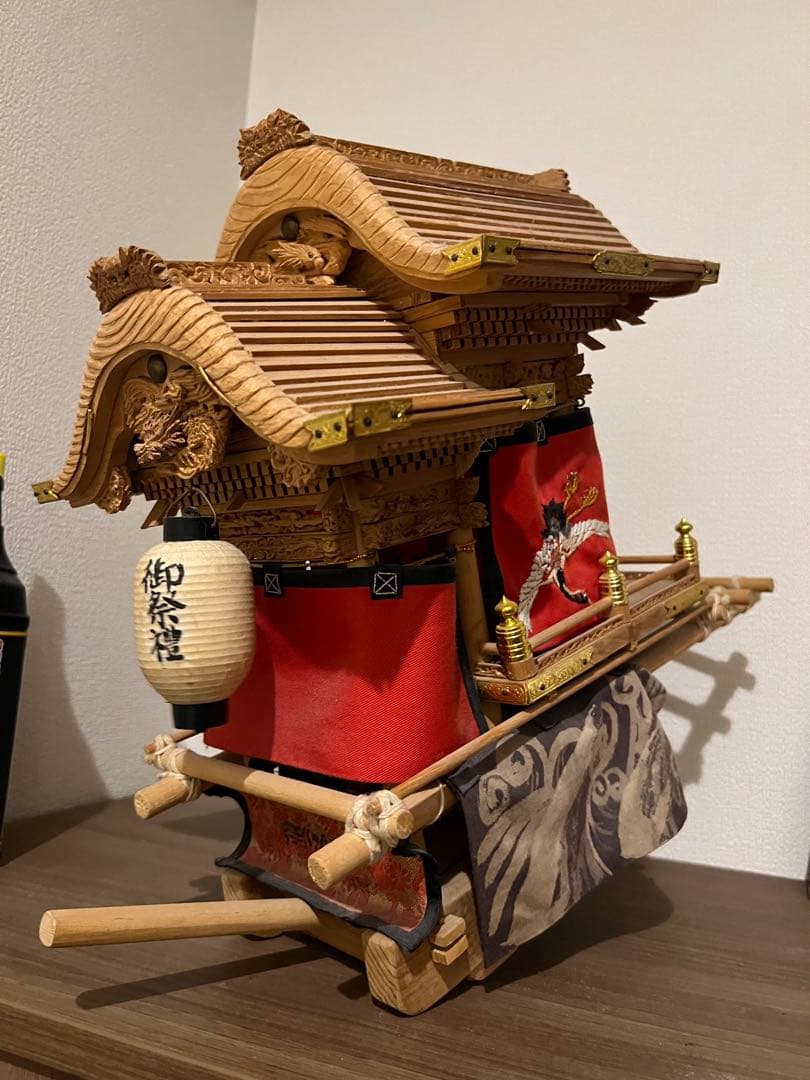 価値あり。石川型　かなりのレアミニだんじり木彫り