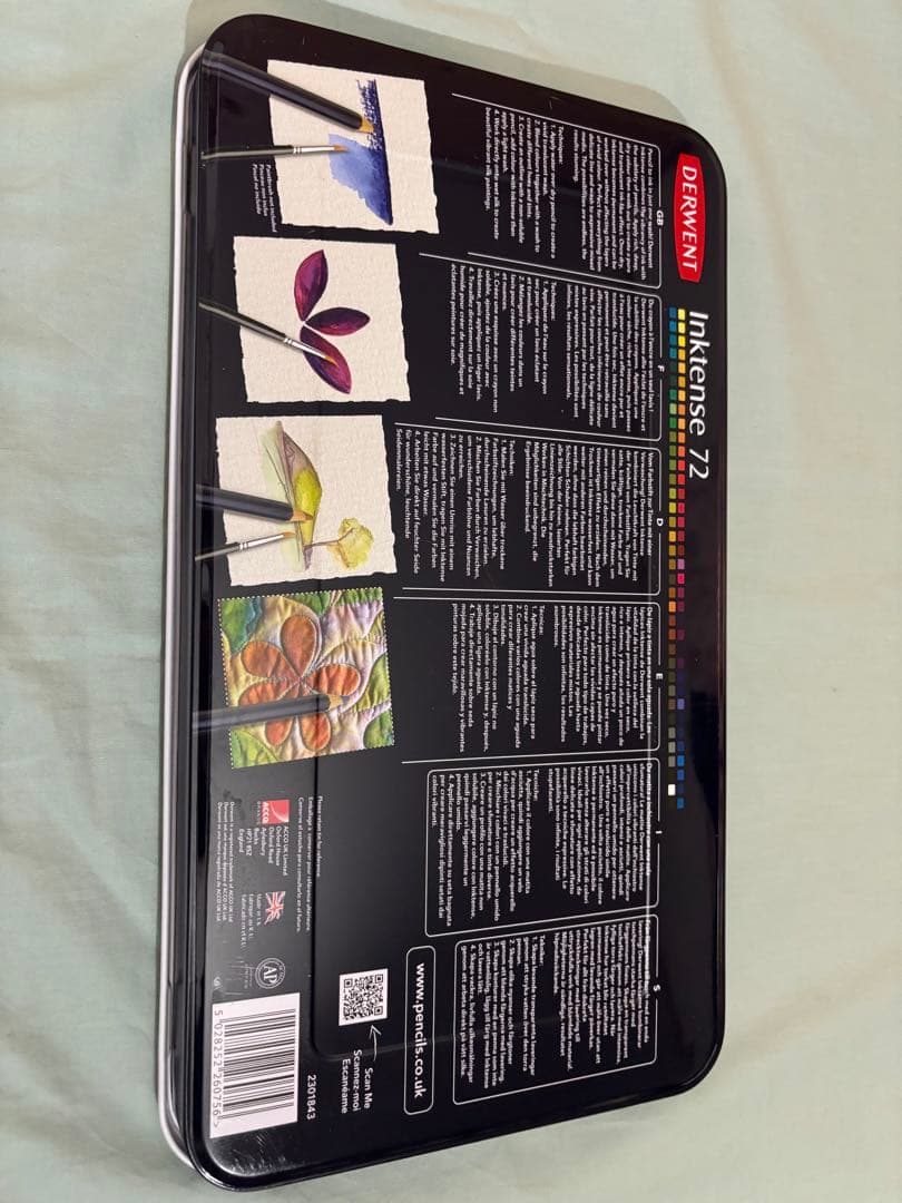 ダーウェント　インクテンス　色鉛筆　72色