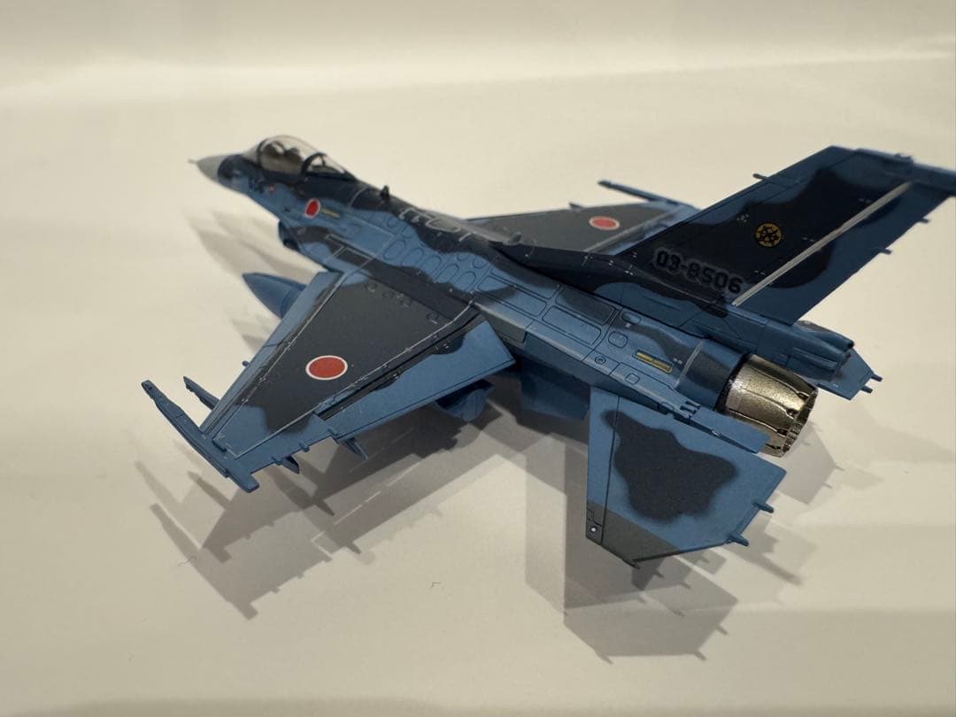 技mix 1/144 航空自衛隊 F-2A 第6飛行隊(築城基地) 完成品