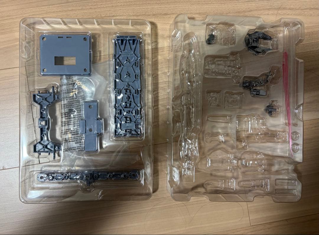 メタルビルド ランチャーストライクガンダム　ヘリオポリス　ロールアウト