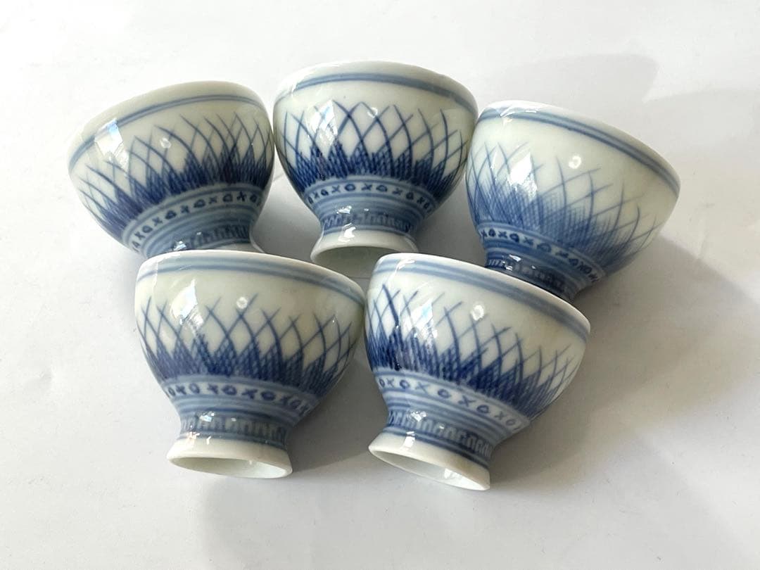 骨董　染付　草文様　盃　杯　猪口　5点　煎茶碗　煎茶道具　染付磁器