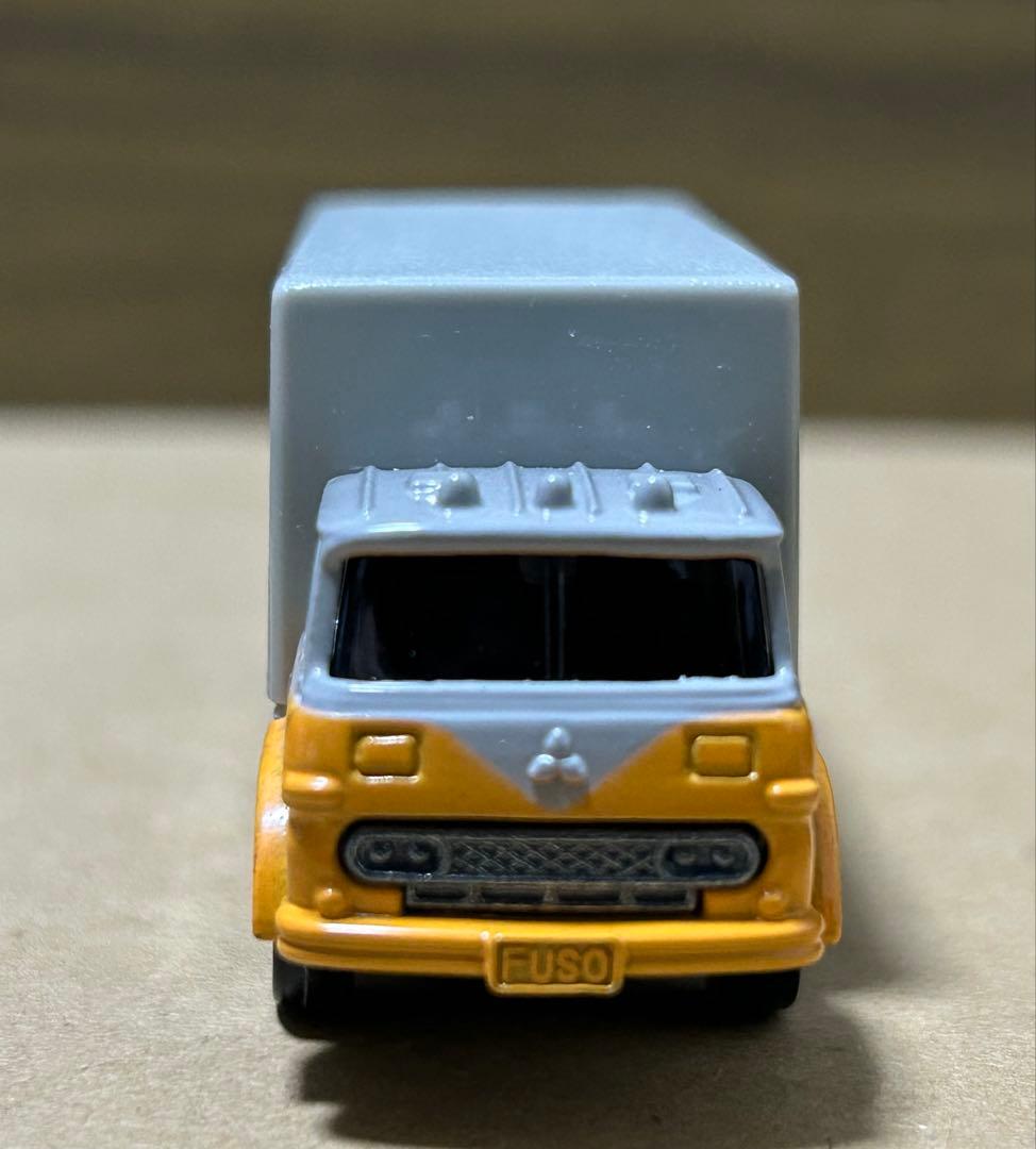 日本製 トミカ ふそう パネルバン 第一貨物