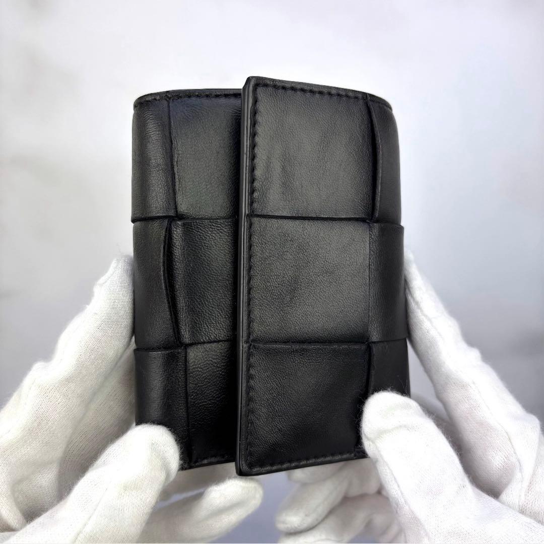 【極美品✨】BOTTEGA VENETA ブラック 3つ折り 財布 カセット