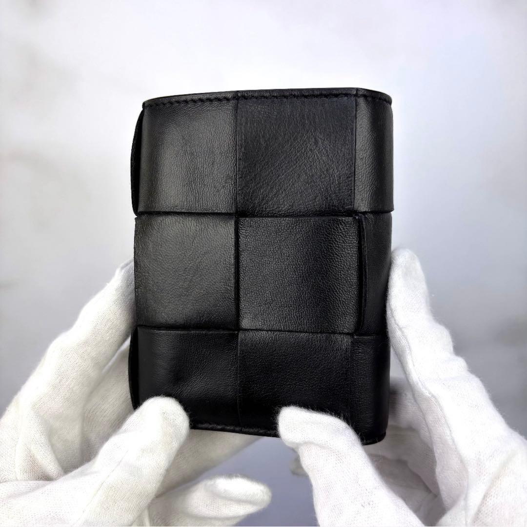 【極美品✨】BOTTEGA VENETA ブラック 3つ折り 財布 カセット