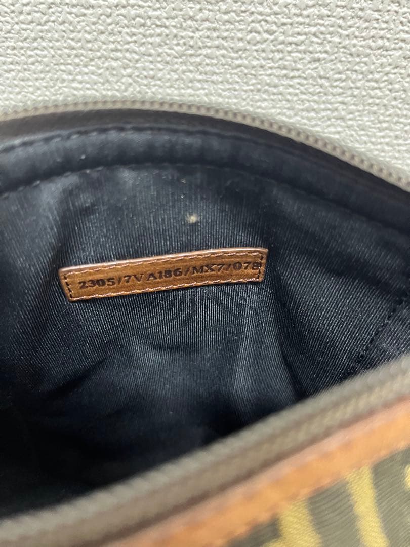 Fendi ショルダーバッグ ロゴプリント