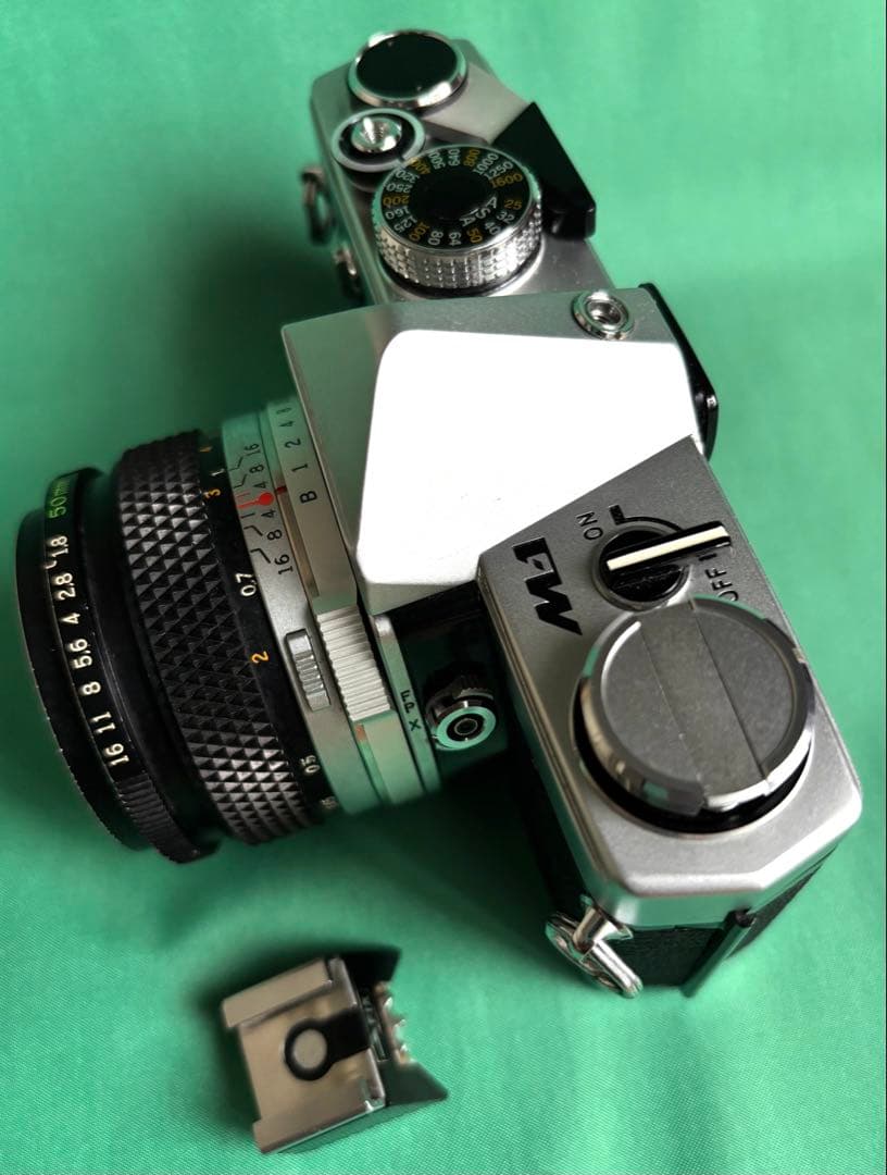 ★ OLYMPUS M-1 + \"M-SYSTEM\" 標準レンズレンズ 50mm