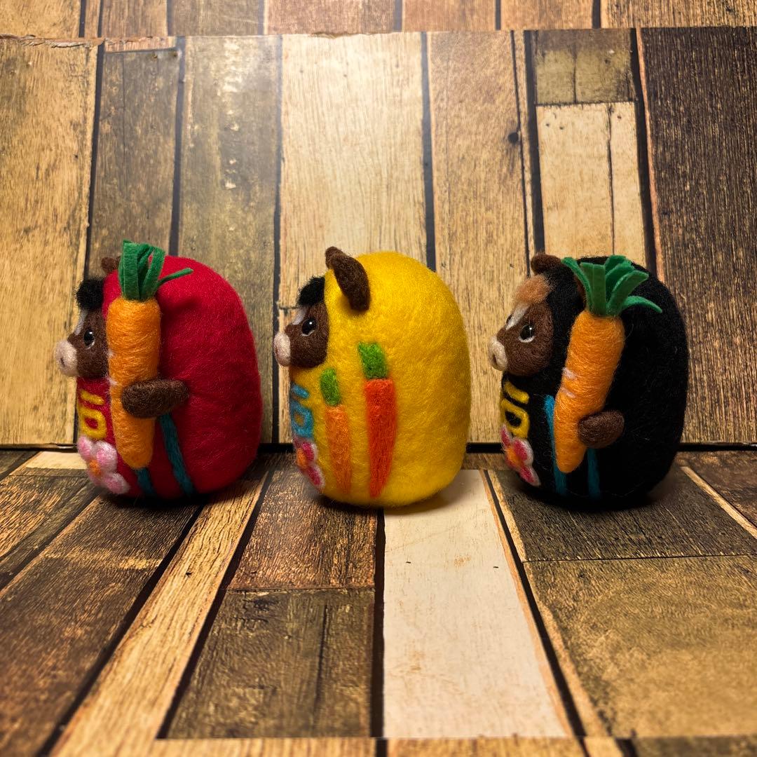 Milky☆ページ【羊毛フェルト・アクレーヌ】縁起物/午年/干支だるま