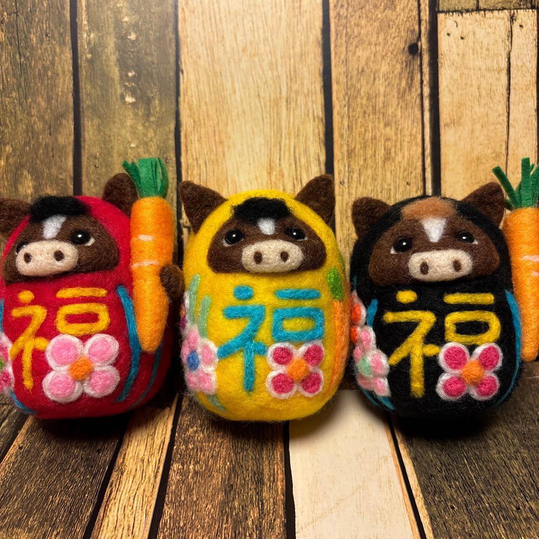 Milky☆ページ【羊毛フェルト・アクレーヌ】縁起物/午年/干支だるま