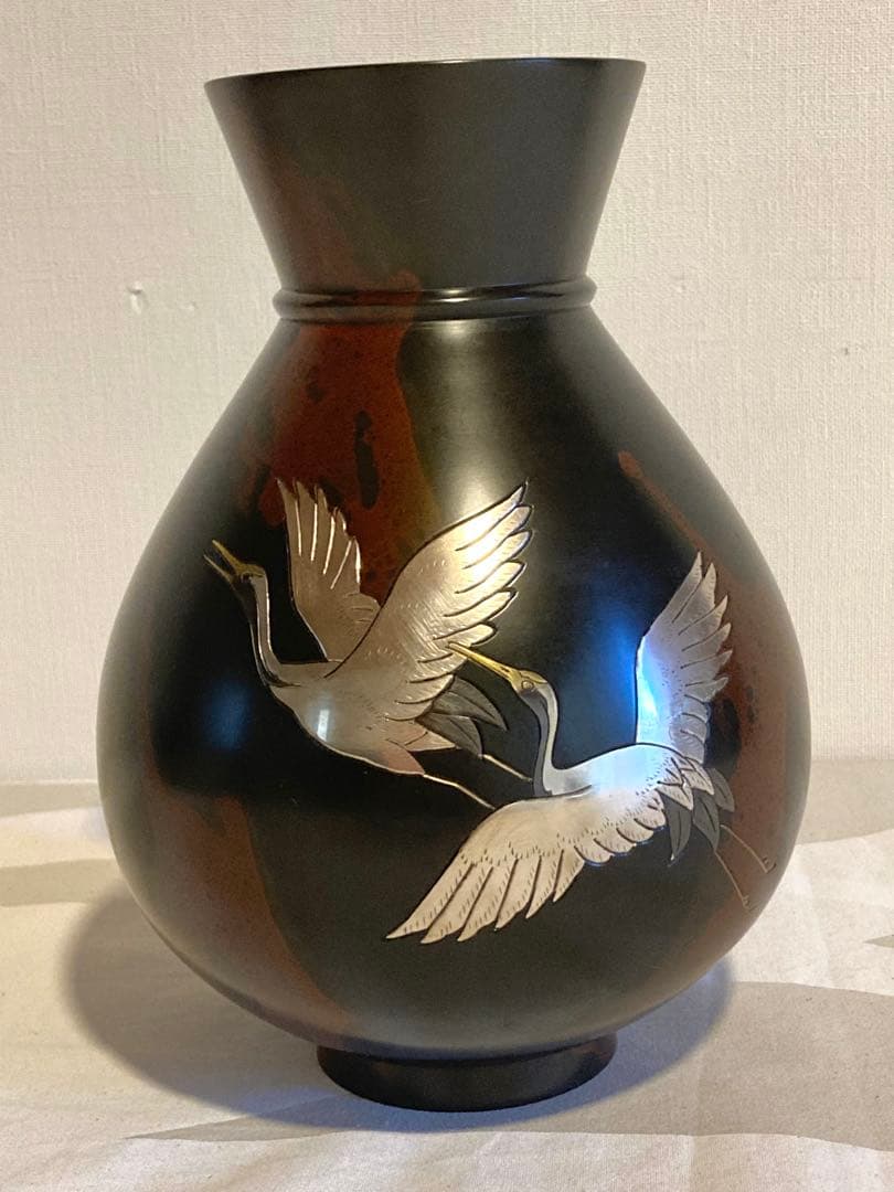 青銅花瓶 芳幸 作　共箱付き　双鶴　彫金　高岡銅器　ブロンズ　飾り壺　花器