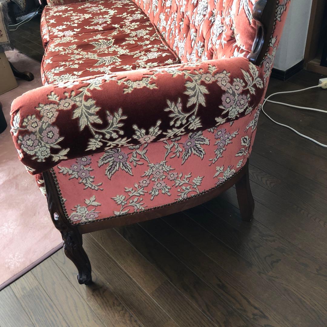 金華山 イタリア　ビクトリアンスタイル 3人掛けソファ 赤色 花柄