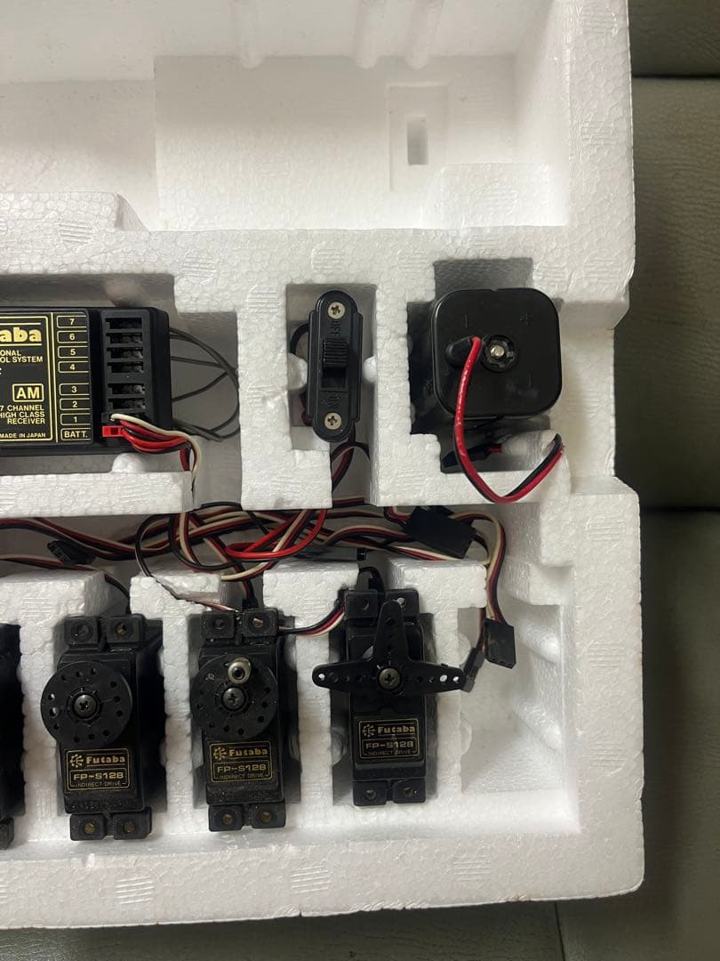 フタバ　FP-6MRK 6CH. 3SERVOS S-128