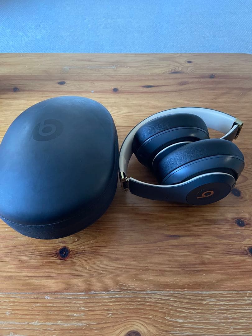 Beats studio3 Wireless ヘッドホン ブラック/ゴールド