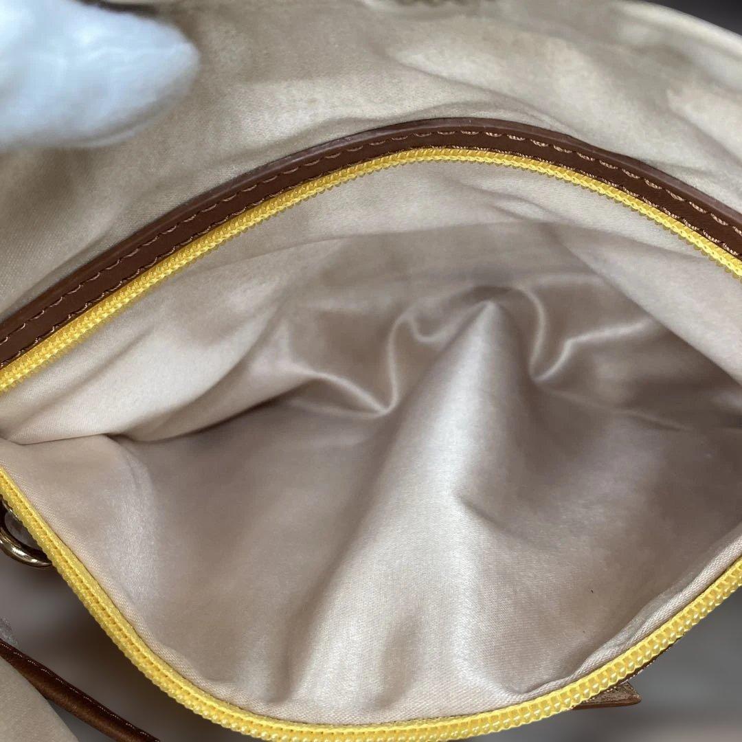 新品未使用❣️ russet ラシット キャンバス ショルダーバッグ ブラウン