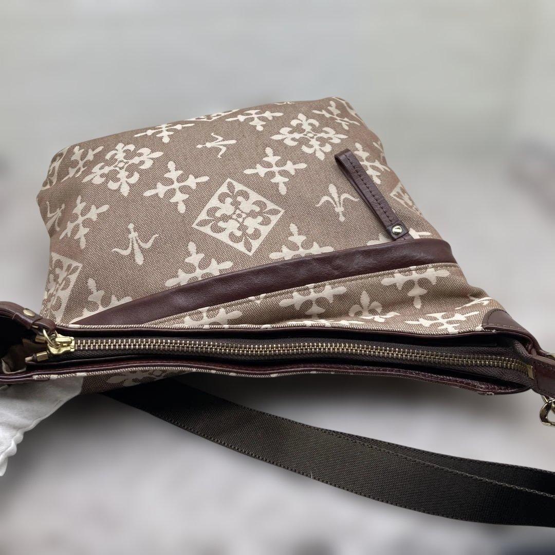 新品未使用❣️ russet ラシット キャンバス ショルダーバッグ ブラウン