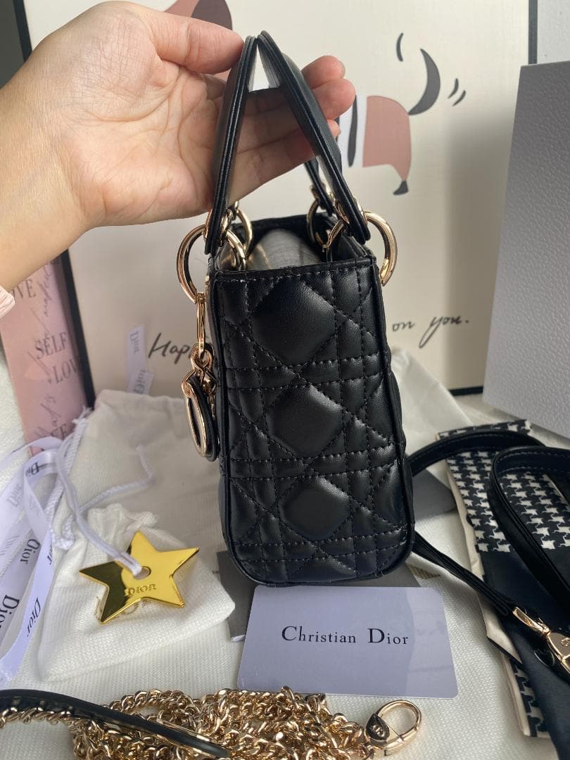 早い者勝ち！ ブラック レザー ショルダーバッグ