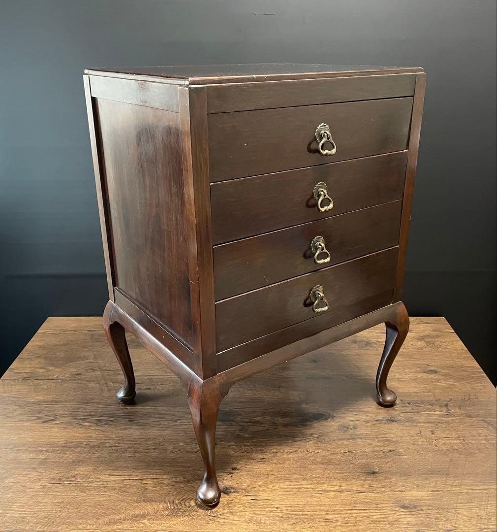 英国アンティーク　Fyne Ladye music cabinet オーク材