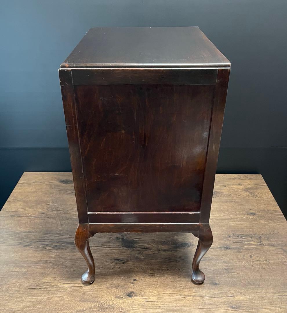 英国アンティーク　Fyne Ladye music cabinet オーク材