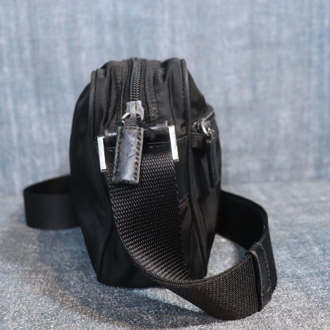 PRADA カメラバッグ ショルダーバッグ ナイロン 三角ロゴ プラダ