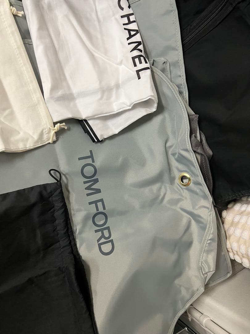 FENDI CHANEL CELINE 袋　ガーメント