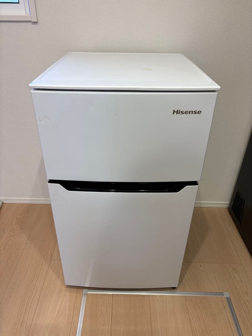 ハイセンス　　HR-B95A 冷蔵庫　コンパクト