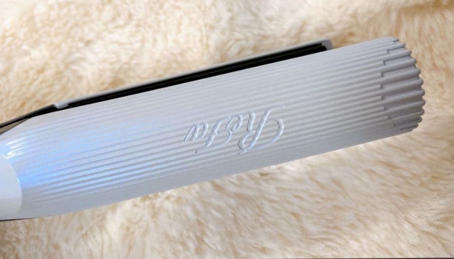 【超美品】ReFa/リファビューテック ストレートアイロン/ホワイト キャップ有