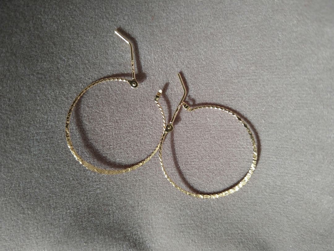 agete アガット両耳ひねり フープピアス 10K