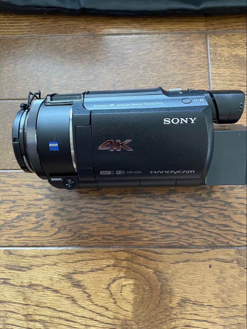 SONY 4Kビデオカメラ 本体と付属品