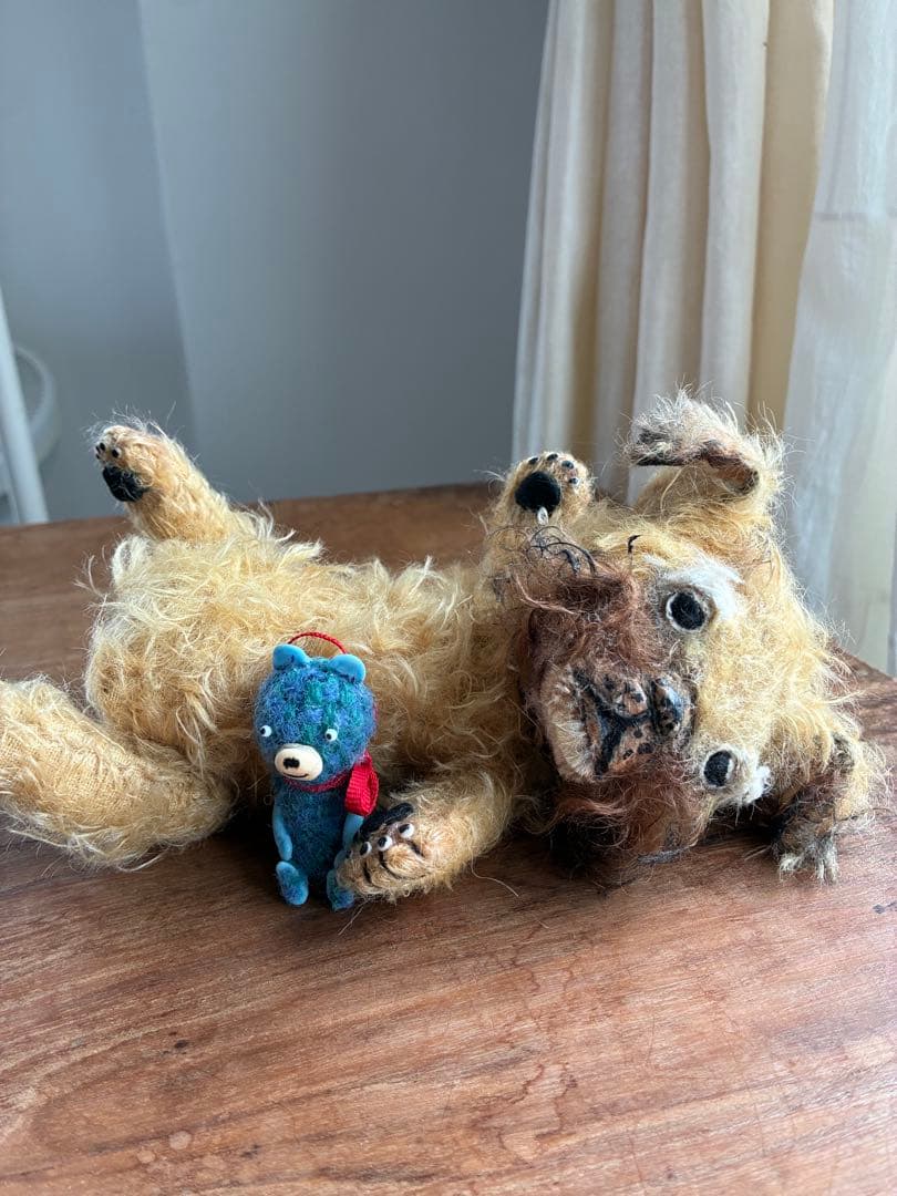 渡辺利絵　アーティストペア　ブリュッセルグリフォン