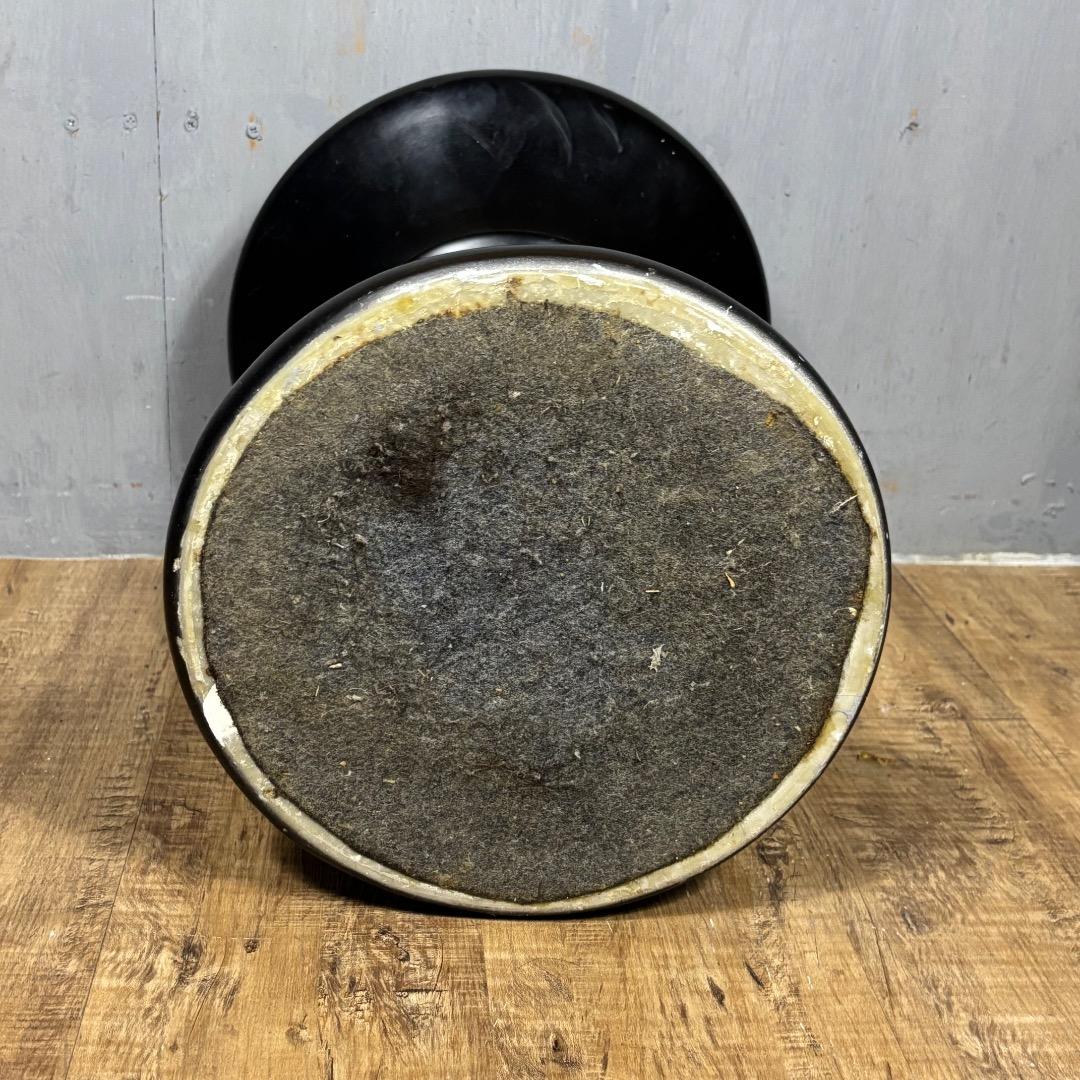 ミッドセンチュリーデザイン　ファイバーグラス イームズモチーフ スツール 丸椅子