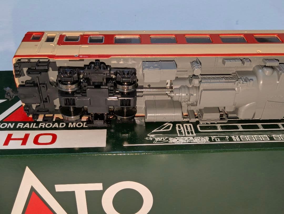 KATO　キハ5８ M車　HOゲージ　【1-601】 パーツ類未使用　美品　②