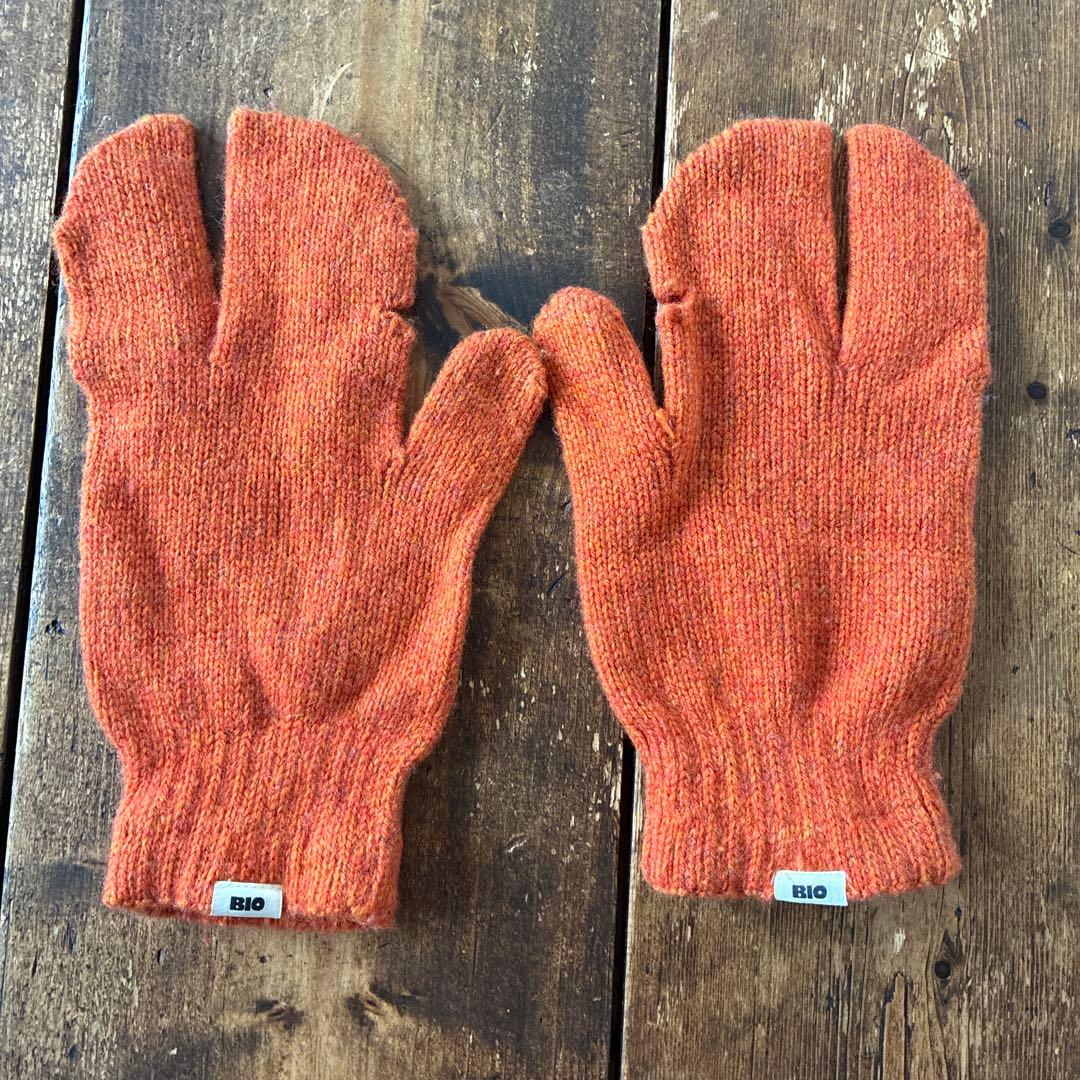 【つかさ着用】　BIO monster 手袋