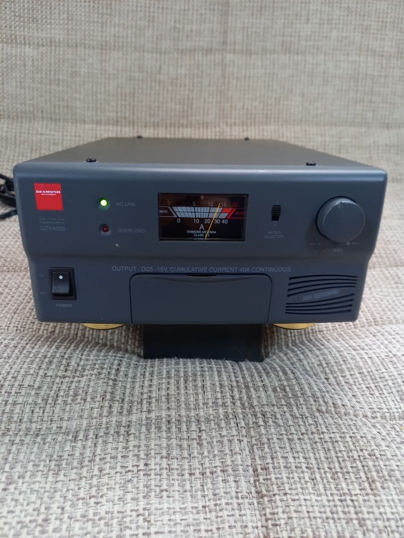 GZV4000ダイアモンド安定化電源40A
