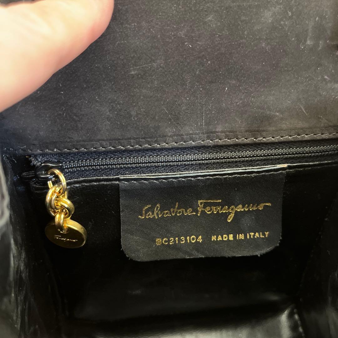 Salvatore Ferragamo ブラック ハンドバッグ