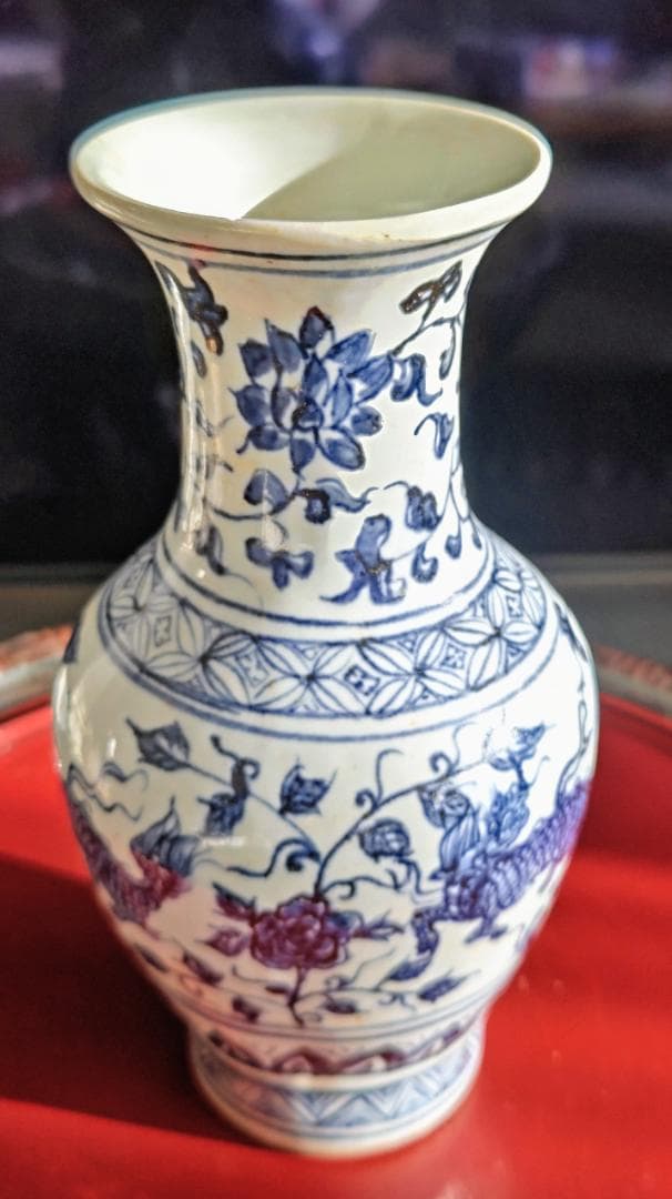 青白磁ドラゴン花瓶