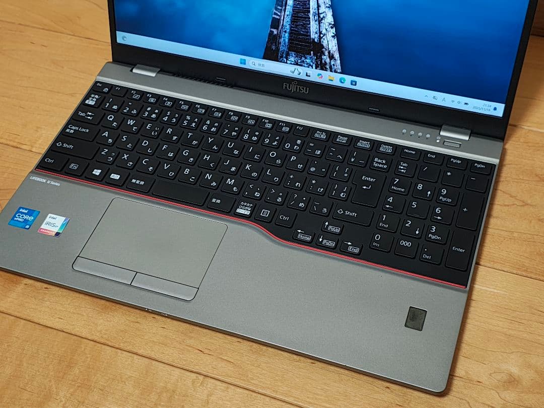 ☆高性能☆ 富士通 LIFEBOOK U7511 Core i5 Office