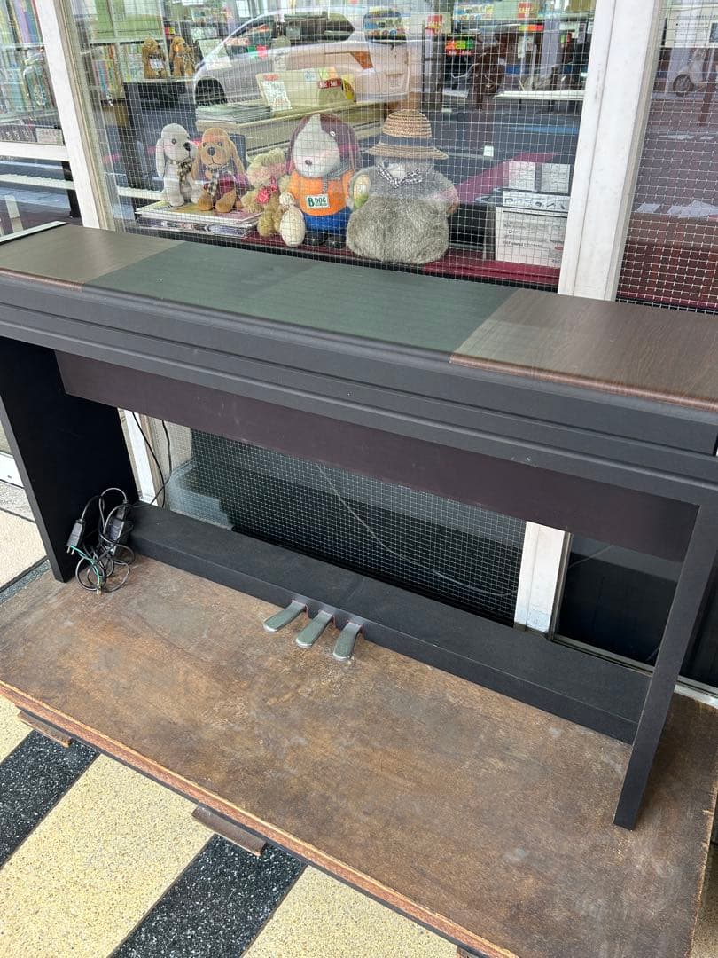 超価格、コルグ電子ピアノ、LP350、人気コンパクト、ピアノ強弱タッチ、イス付♪