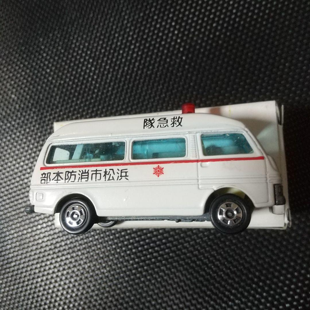 トミカ 非売品 浜松市消防本部 救急車 特注品 白箱 日産キャラバン 1/67