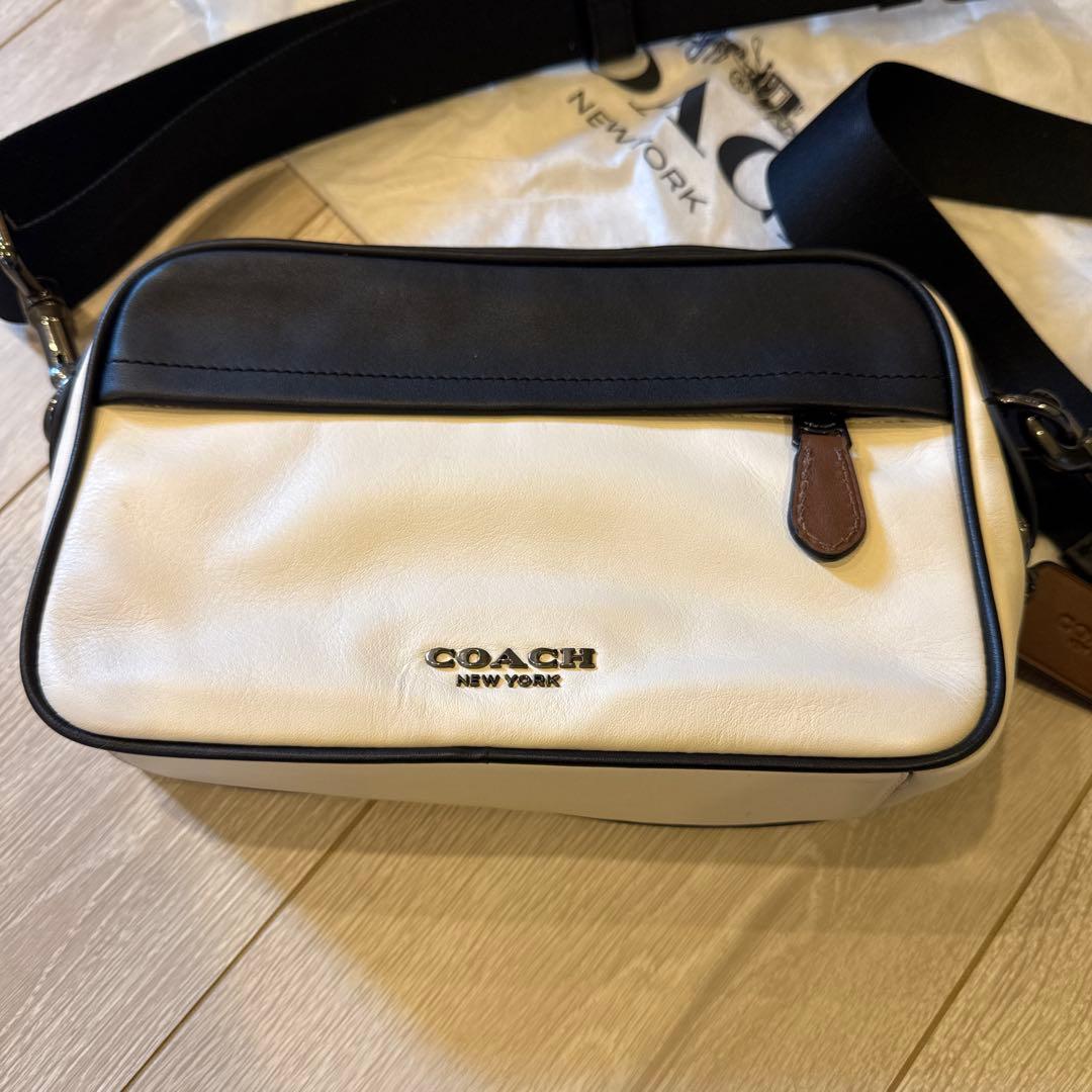 COACH ショルダーバッグ ホワイト/ブラック