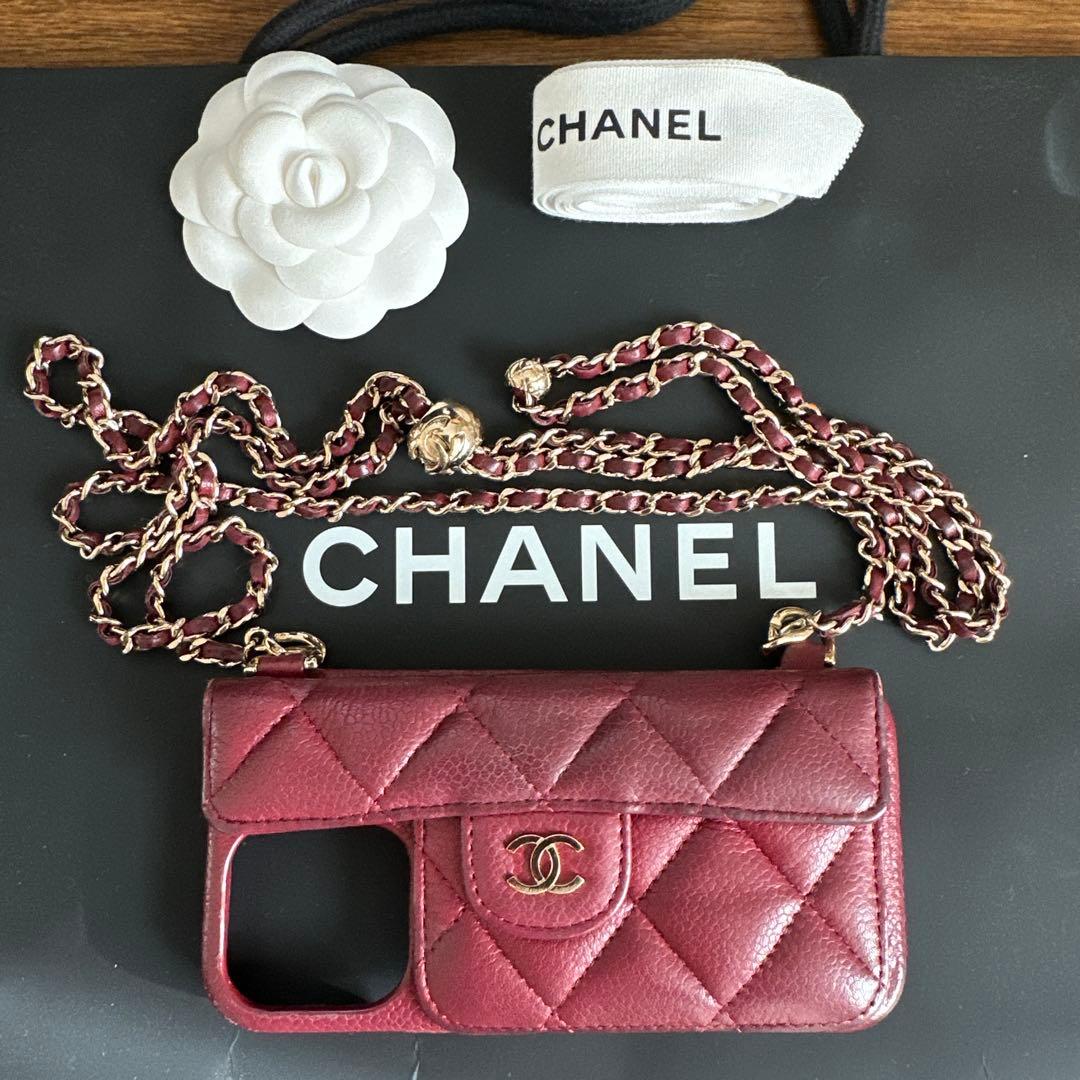 激レア　赤　CHANEL iphoneケース キャビアスキン 13pro