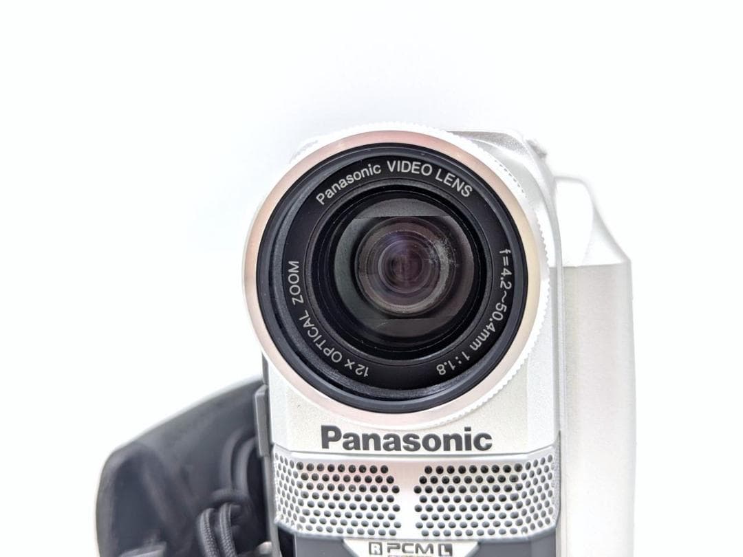 miniDVのダビングに！ Panasonic ビデオカメラ NV-DB1