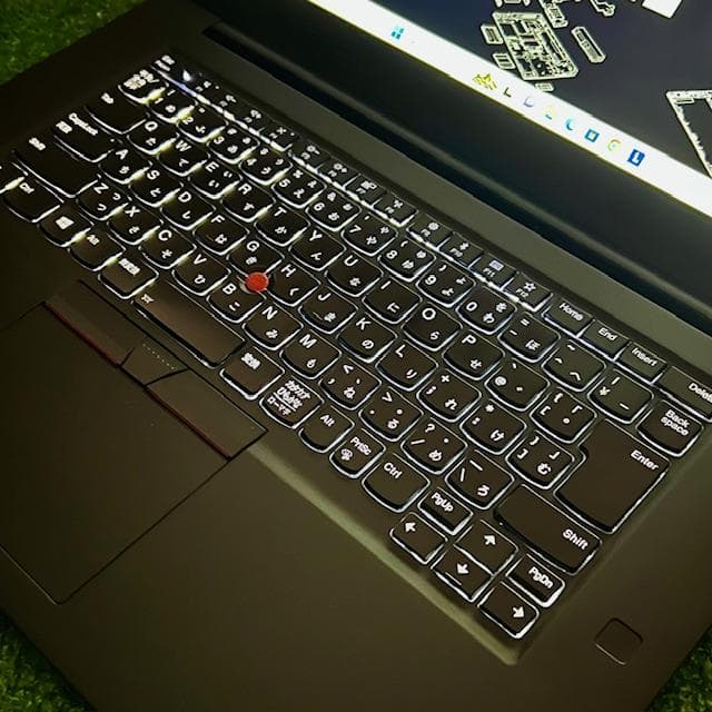 モバイルワークステーション！Corei7！新SSD1TB！RAM32GB！レノボ