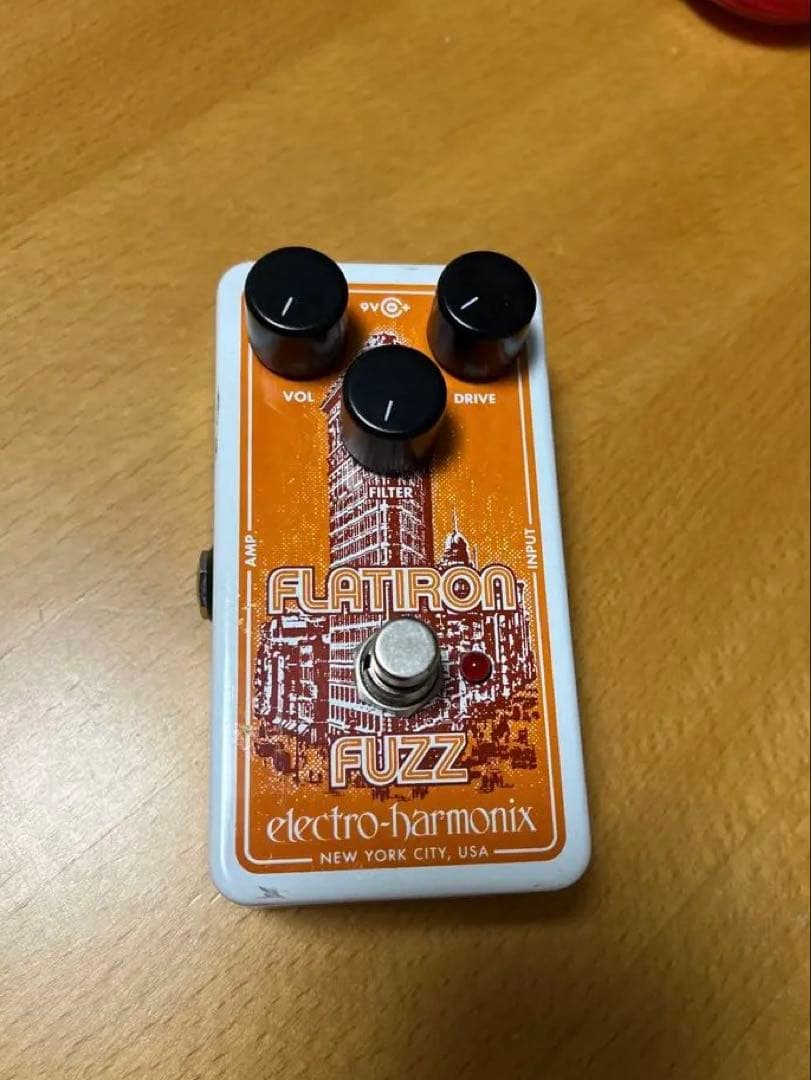 electro-harmonix FLATIRON FUZZ ファズ