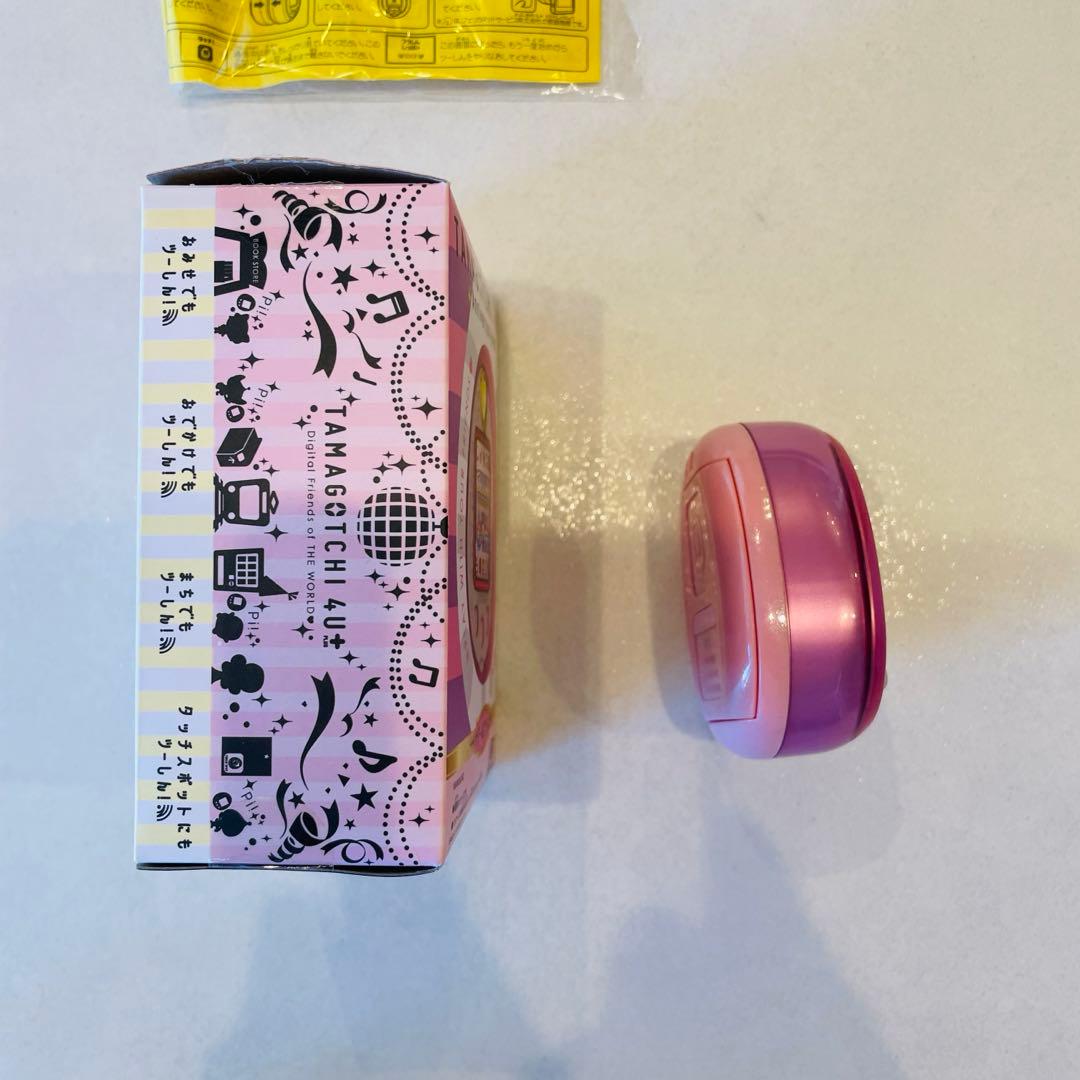 【希少・箱付】たまごっち 4U+ アニバーサリー ver. パールピンク