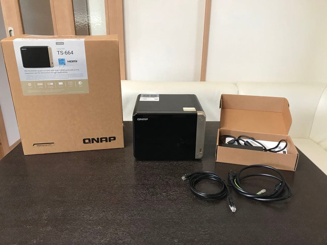 [Motu]QNAP TS-664 NAS 本体